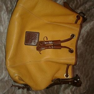 dooney and bourke purse
